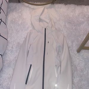 Lululemon Cross Chill Jacket, Size 2, Colour white